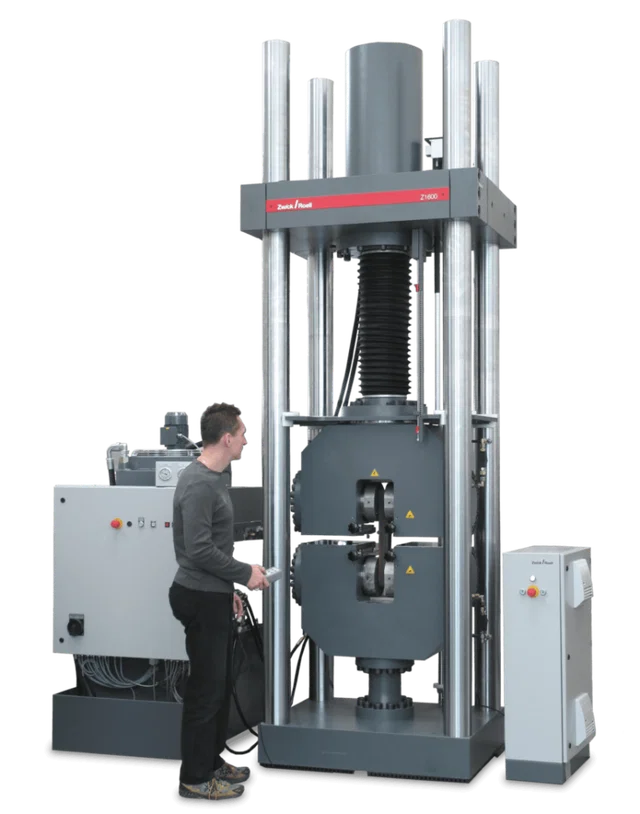 Materials Testing Machine with Hydraulic Drive